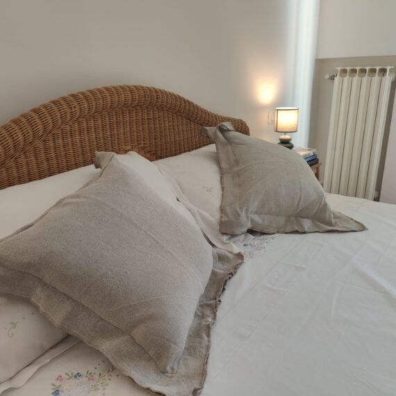 MaeraMasterBedroom_2