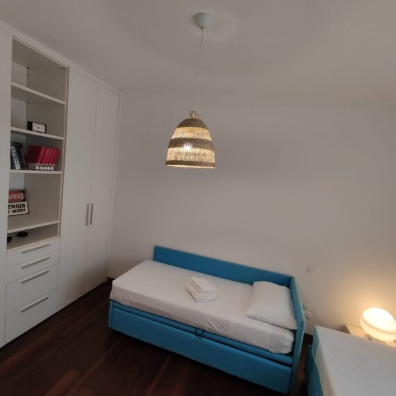 TarasBedroom_1