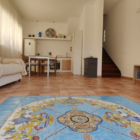 TarasLivingRoomInner