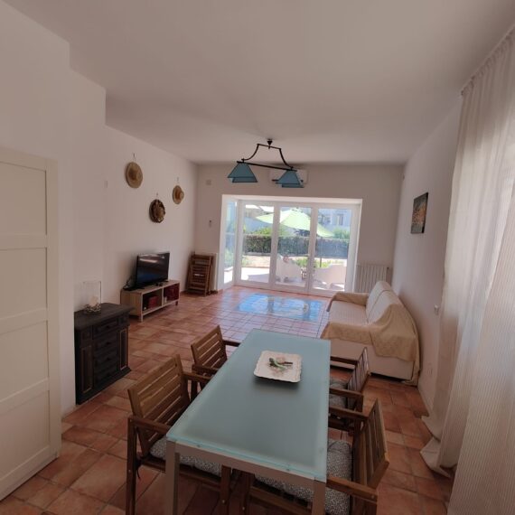 TarasLivingRoom_2